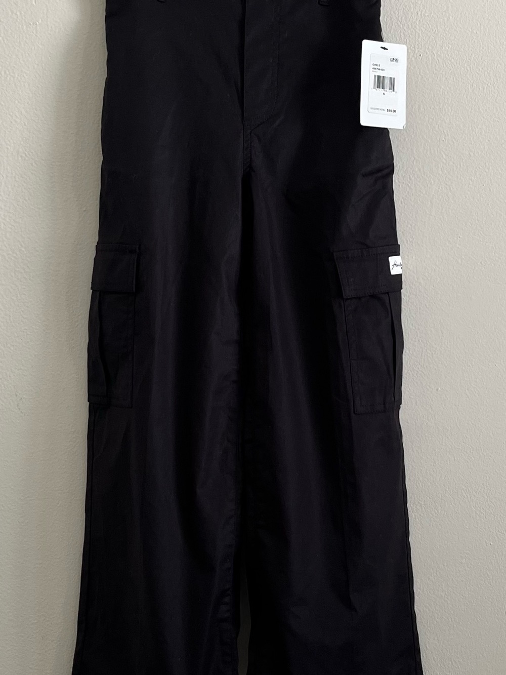 NWT New!! Girl’s Hurley Black Cargo Pants - Picture 3 of 10
